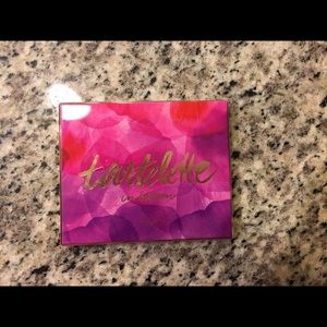 Tarte tartelette in bloom palette
